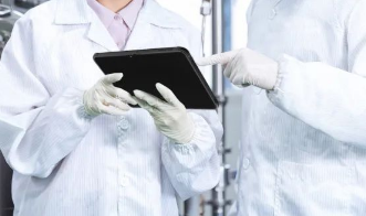 東集Seuic這款Windows系統(tǒng)的輕薄型工業(yè)平板，實力助推藥廠降本增效