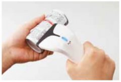 采用了觸控讀取，操作極為簡(jiǎn)單