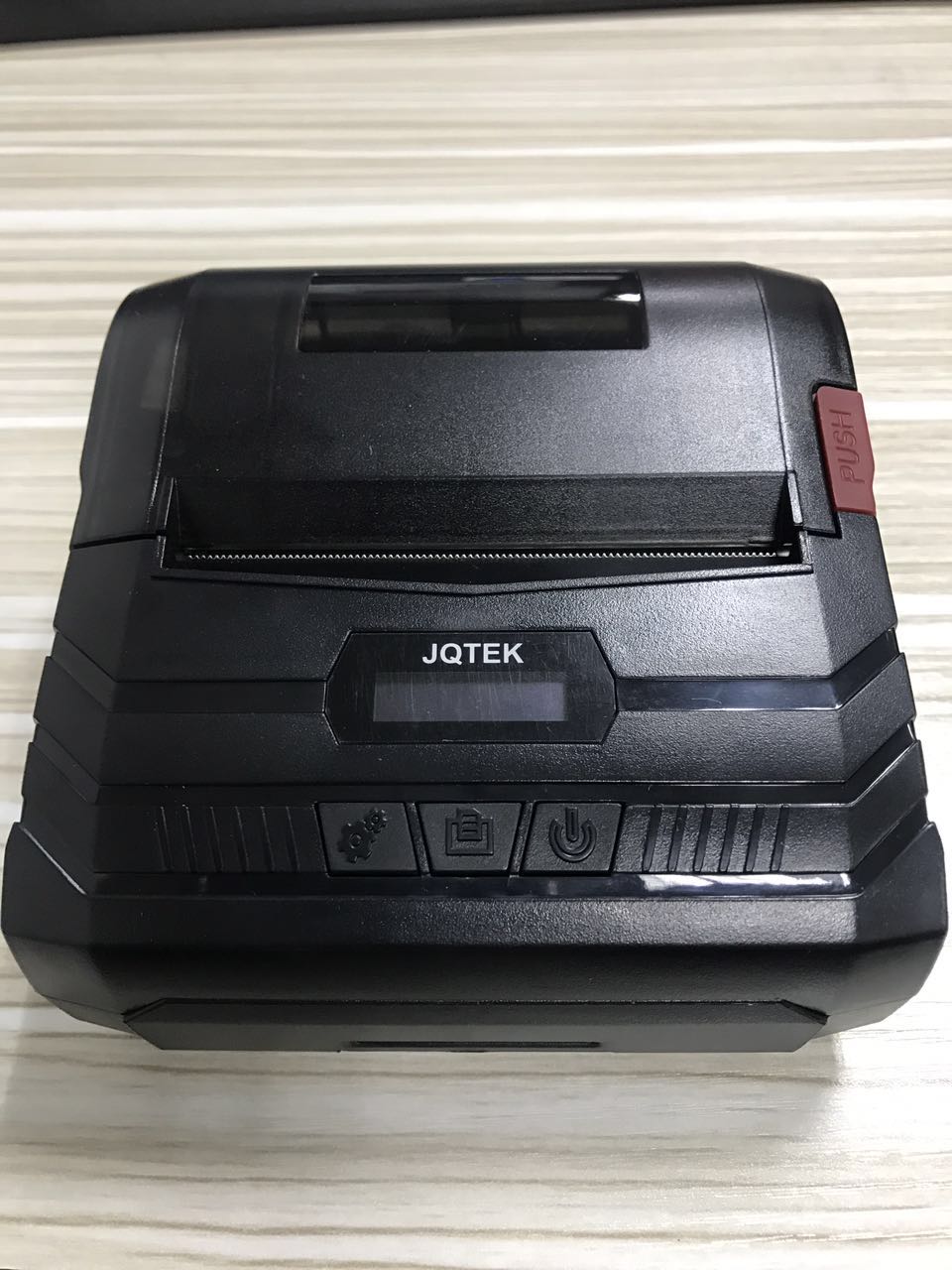 售出濟(jì)強便攜式藍(lán)牙無線打印機(jī)JLP352到中山某五金電器有限公司